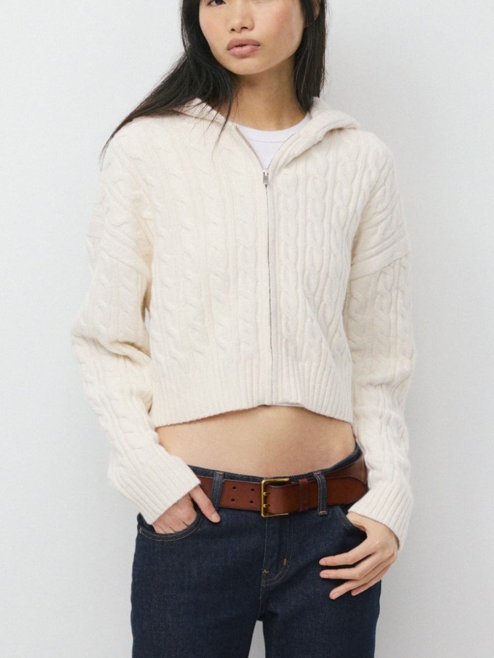 Aritzia Sunday Best // Octavia Zip Hoodie